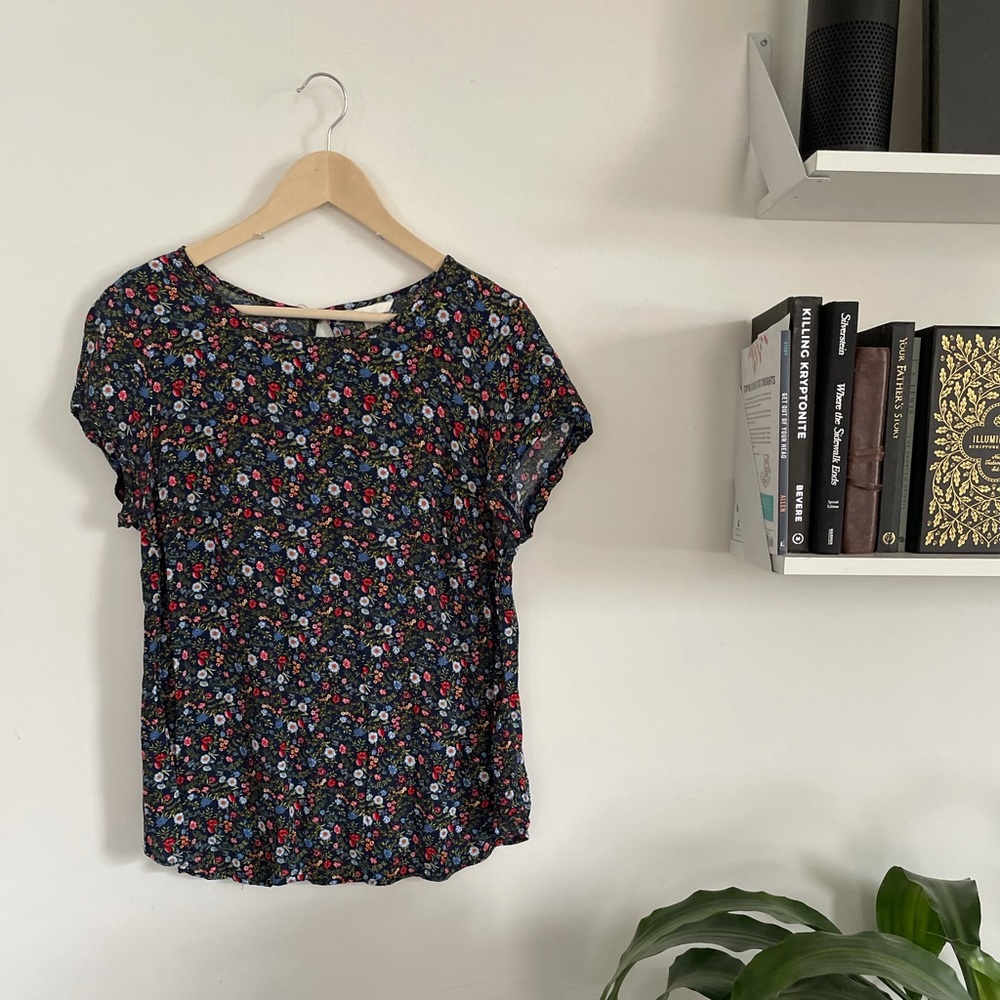 H&M MAMA brand Floral Maternity Shirt